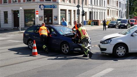 G Rlitz Unfall G Rlitzer Afd Politiker Bei Unfall Verletzt S Chsische De