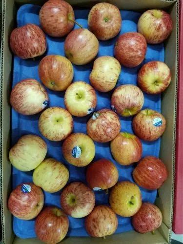 Royal Gala Apples Packaging Size Available 20 Kg At Best Price In