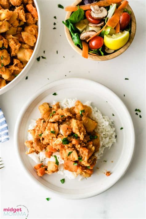 Slow Cooker Paprika Chicken • MidgetMomma