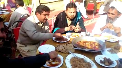 Village Wedding Food Eating Gaon Ki Shadi Ka Khana Village Wedding