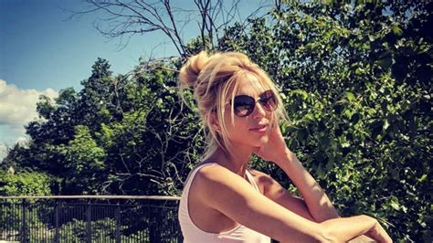 Miriam McDonald S Hot Shots