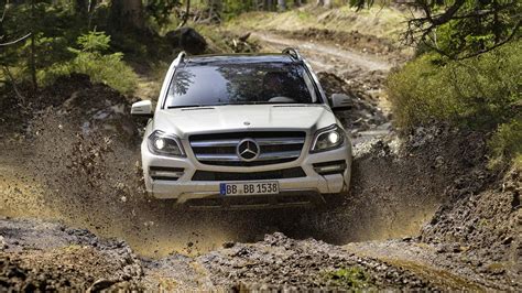 Mercedes-Benz GL-Class Review 2025 | Top Gear