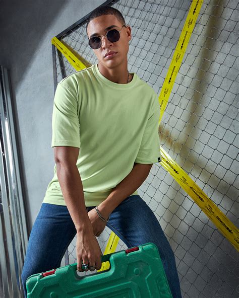 Buy Mens Green Super Loose Fit T Shirt Online At Bewakoof