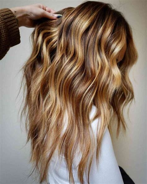 Stunning Examples Of Caramel Balayage Highlights For