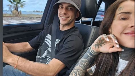 Santi Urrutia Y Cande Tinelli De Paseo Por Montevideo Caras