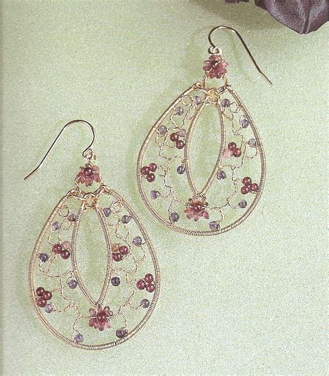 Book Review And Free Tutorials A Bounty Of Bead And Wire Earrings