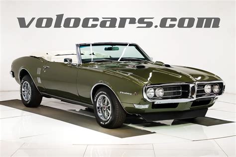 1968 Pontiac Firebird | Volo Museum