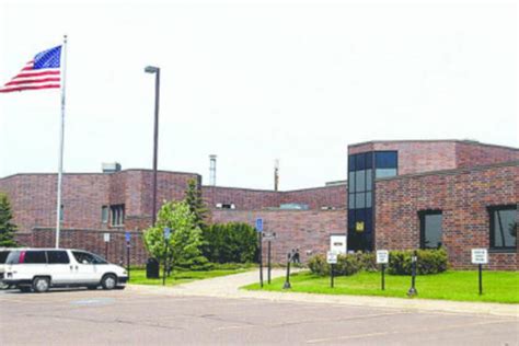 St Louis County Jails Medical Care Comes Under Scrutiny Duluth News Tribune News Weather