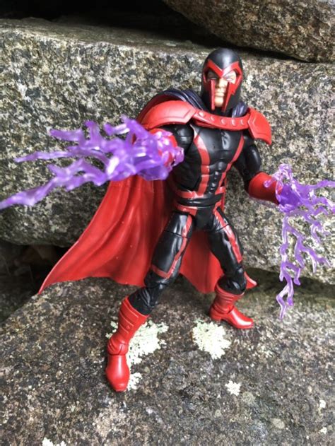 REVIEW: Marvel Legends Magneto X-Men Apocalypse Series