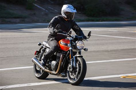 2022 Triumph Speed Twin Review Cycle News