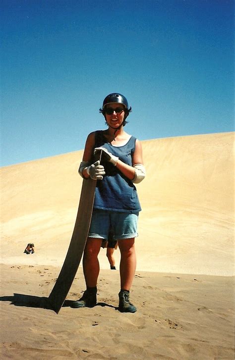 Travel: Sandboarding in Namibia - Laura Zera