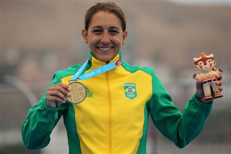 Koka Triatleta Luisa Baptista Transferida Para O Hospital Das