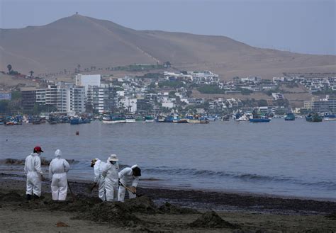 M S De Playas Est N Contaminadas Tras Derrame De Petrolero En Per