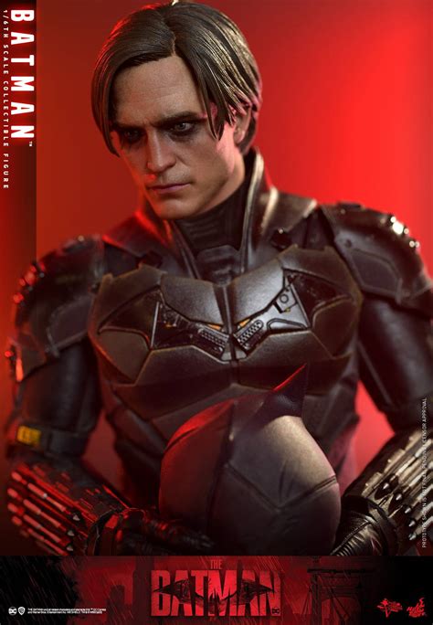 Batman Hot Toys MMS638 The Batman 1 6th Scale Collectible Figure