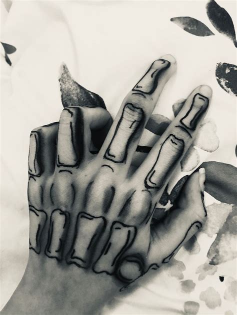 Skeleton Hand Pen Tattoo