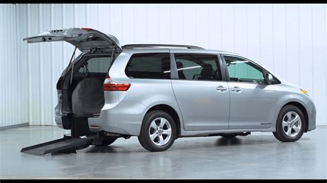 Wheelchair Accessible Toyota Sienna Automatic Rear Entry Power