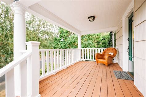 How To Stain A Deck In 8 Steps