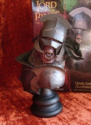 Lord Of The Rings Sideshow Weta Uruk Hai Swordsman Bust Of