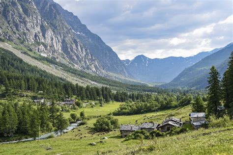 Les plus beaux villages de la vallée dAoste Le Mag Voyageurs