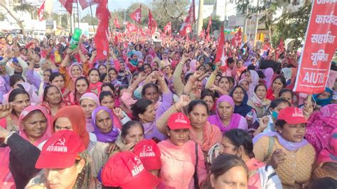 Anganwadi Workers Helpers Begin Indefinite Protest In Karnal