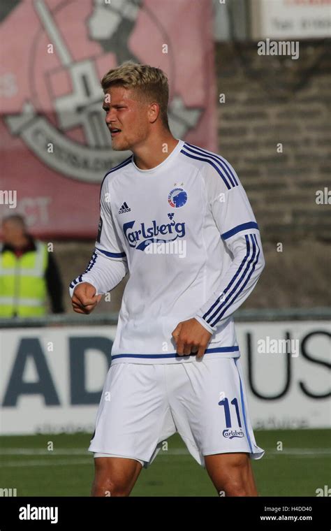 Andreas Cornelius Fc Kobenhavn Hi Res Stock Photography And Images Alamy