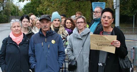 Protest gegen Flüchtlingsunterkunft in der Turnhalle