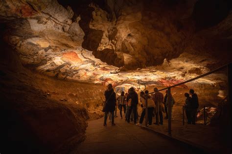 Visit the Lascaux cave : tours and activity - Lascaux