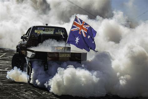 Video Street Machine Summernats Day Five