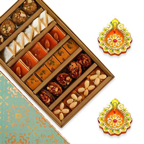 Anand Delectable Imperial Delights Assorted Sweets T Box With Kaju Katli Baklava Tarts