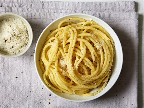 Cacio E Pepe Pasta Italian Recipes Goodtoknow