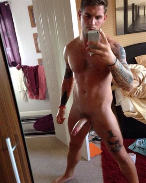 Private Pics Private Sexy Tattooed Naked Straight Guy Selfie