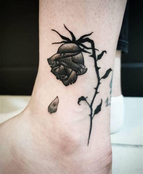 30 Unique Dead Rose Tattoos You Must Love Style Vp Page 10