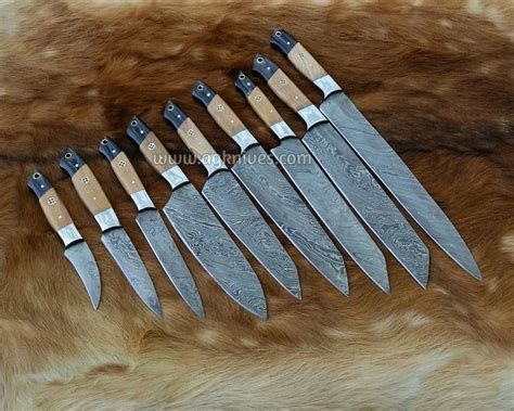 Kitchen Knives Set Handmade Damascus Steel Twist Blade