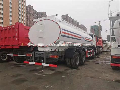 Camion Citerne Aspirateur En Acier De Carburant De Q M Sinotruk