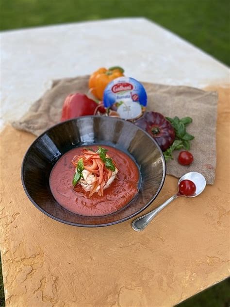 Recette Gaspacho Burrata Tomate Poivron rôti et Fraise Galbani