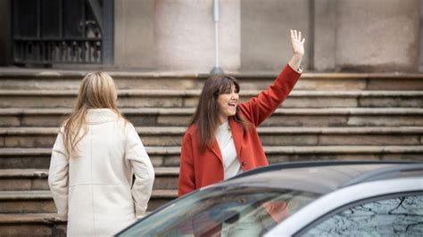 Borràs defiende la legalidad de los contratos y descarga