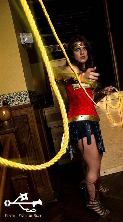 Wonder Woman Throwing Lasso By Phoenixforce85 On Deviantart