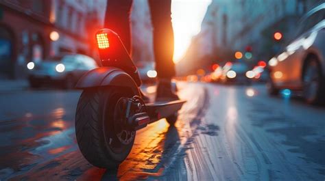 Scooters Maglev Futuristas Que Aceleran En Las Calles Urbanas