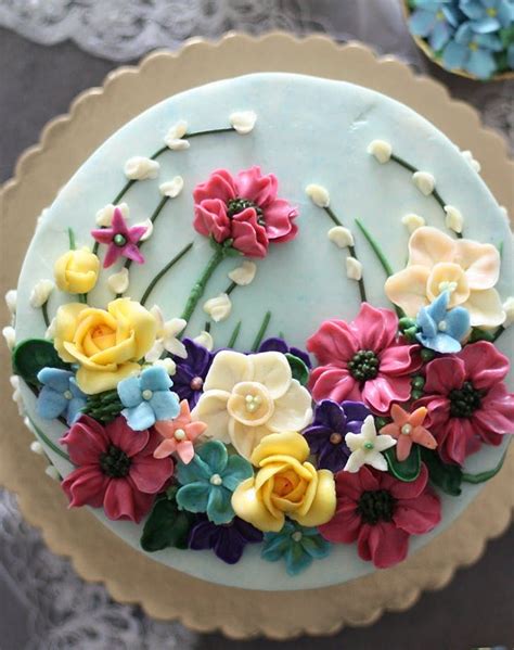 16 Types Of Frosting To Decorate Cakes Cookies And More Purewow French Buttercream Easy