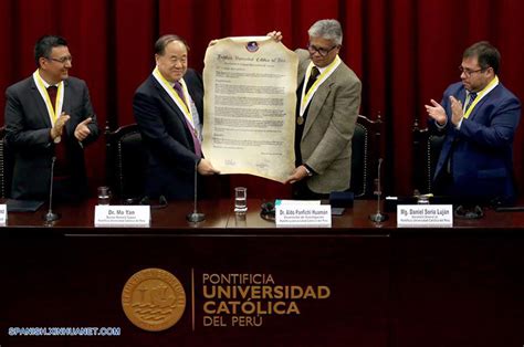 Premio Nobel Chino Mo Yan Recibe Título De Doctor Honoris Causa En Perú