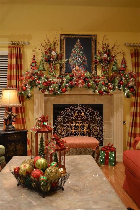 Idea By Ashley Perkins On Christmas Decor Christmas Mantel