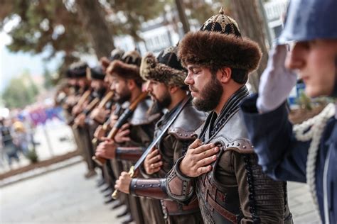 Osman Gazi nin babası Ertuğrul Gazi nin türbesi anma etkinlikleri devam