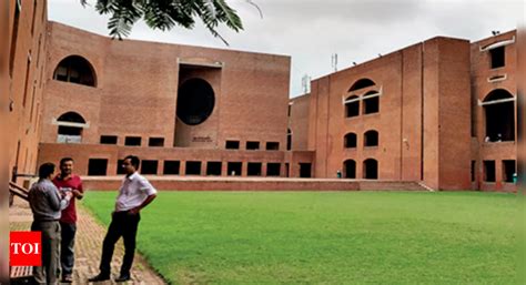 At 42 Ratio Of Non Engineers In Iim As Pgp Batch At Record High