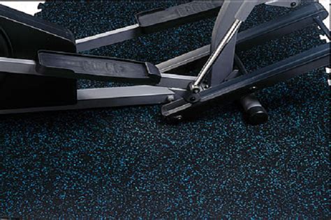 Rubber Gym Flooring for Weight Rooms & Commercial Gyms - FitFloors ...