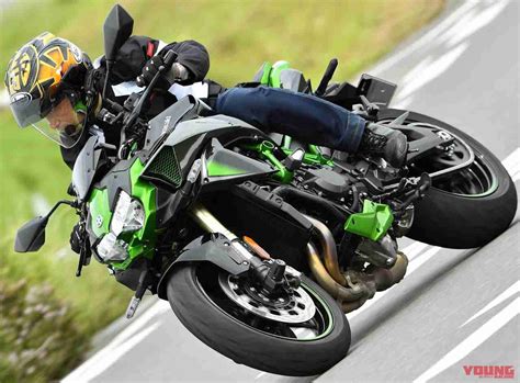 写真 Ym2108 053 Kawasaki Zh2 02 │ 22後期版 国産大型ネイキッド総まとめ751cc〜【日常で使える