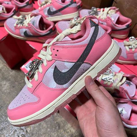 ナイキ ウィメンズ ダンク ロー LX バービー NIKE WMNS DUNK LOW LX Barbie FN8927 621