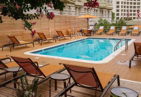 Courtyard By Marriott Washington Dc Dupont Circle Washington Dc Tripster