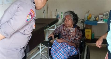 Nenek Renta Yang Ditemukan Dalam Gorong Gorong Di Padang Berasal Dari