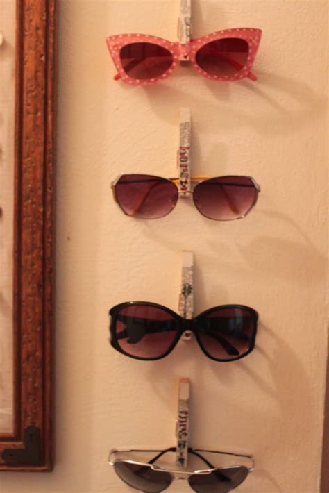 Pin On Glasses Display