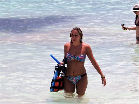 Can You Wear A Bikini While Snorkeling Trickyfish